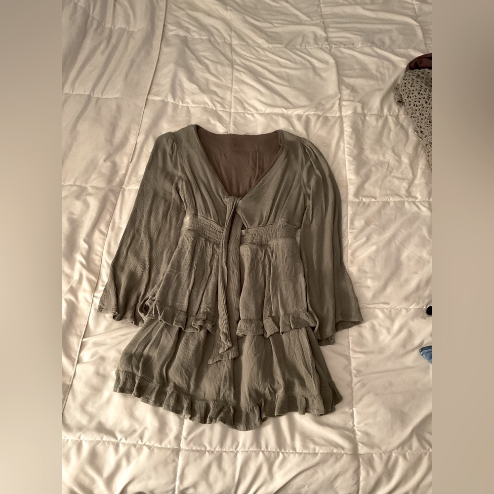 Women's flowy green dress
